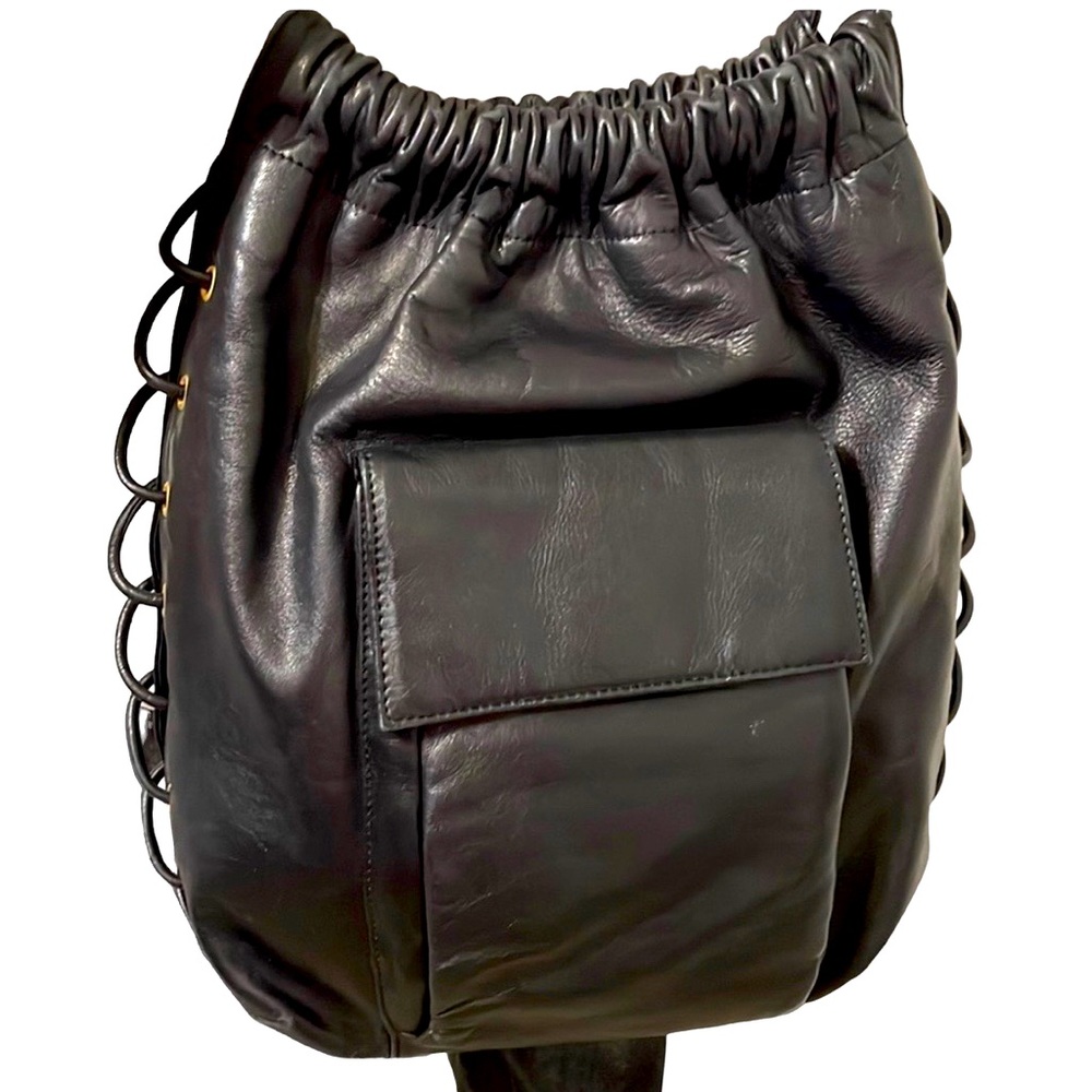 DONNA KARAN vintage black shoulder bag in excellent condition